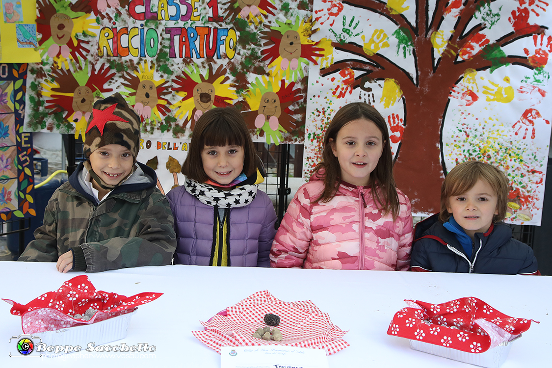 VBS_5597 - 10.ma Fiera Nazionale del Tartufo e Fiera dei Santi.jpg